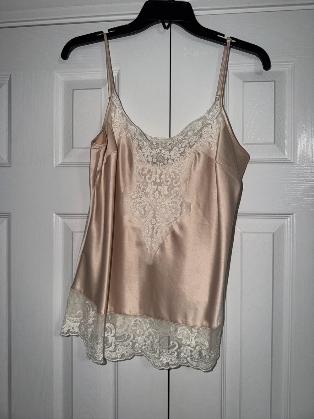 Charlotte Russe Lace-Trim Satin Cami in Light Blush